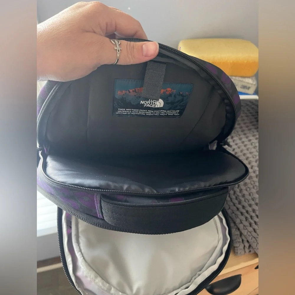 The north face book bag - Picture 5 of 6